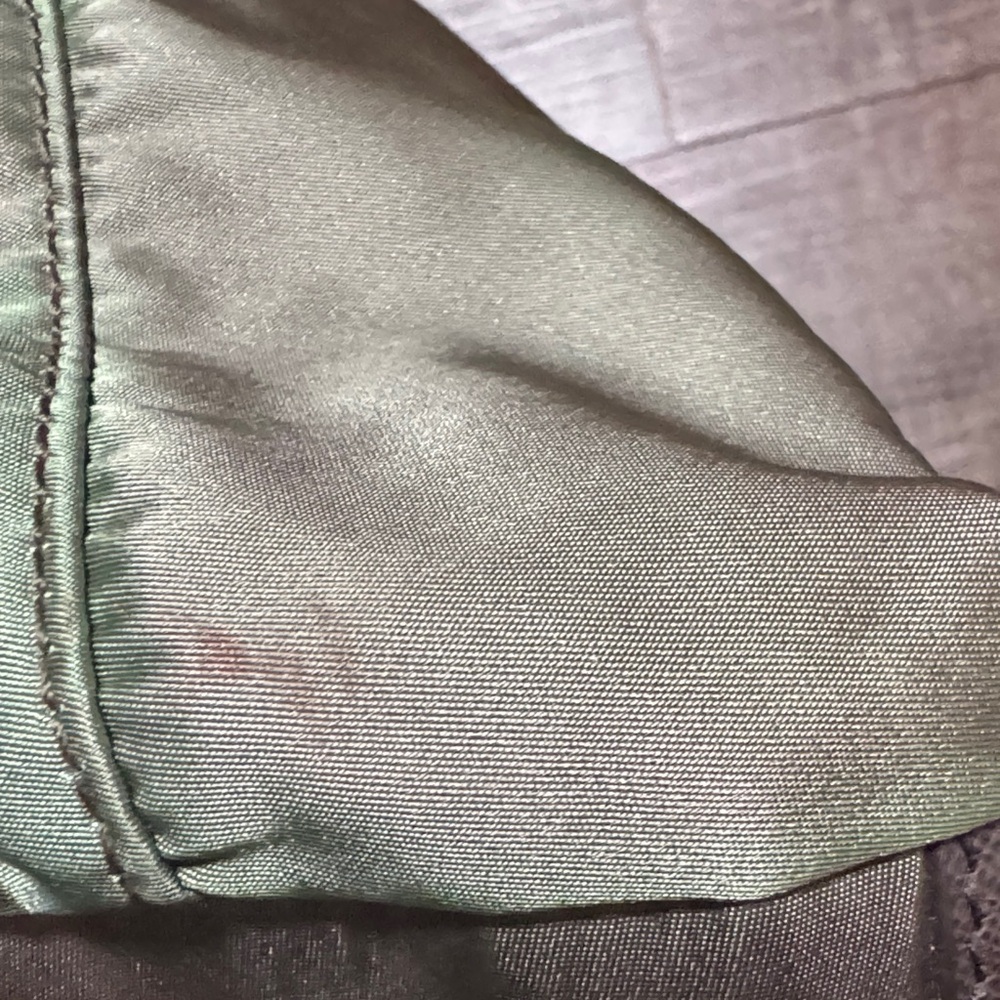 Prada Nylon Olive Green Shoulder bag - Picture 5 of 16